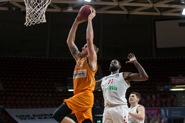 场组织方面 场组织方面